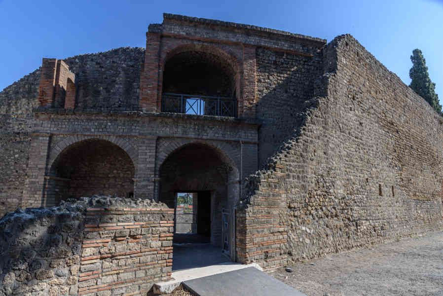 073 - Italia - Pompeya - parque arqueológico de Pompeya - Teatro Grande.jpg